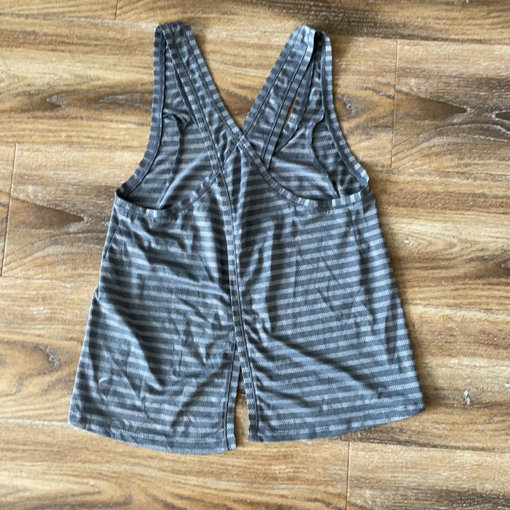 Zyia Nimbus Gray Tank With Mesh Split Back - image 4
